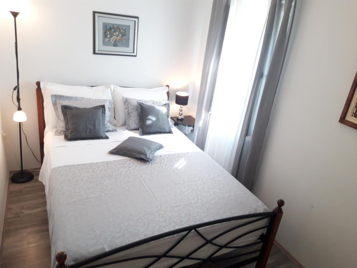 דירות ספליט Luxury Mansarda Duplex - City Centre - Stone House מראה חיצוני תמונה