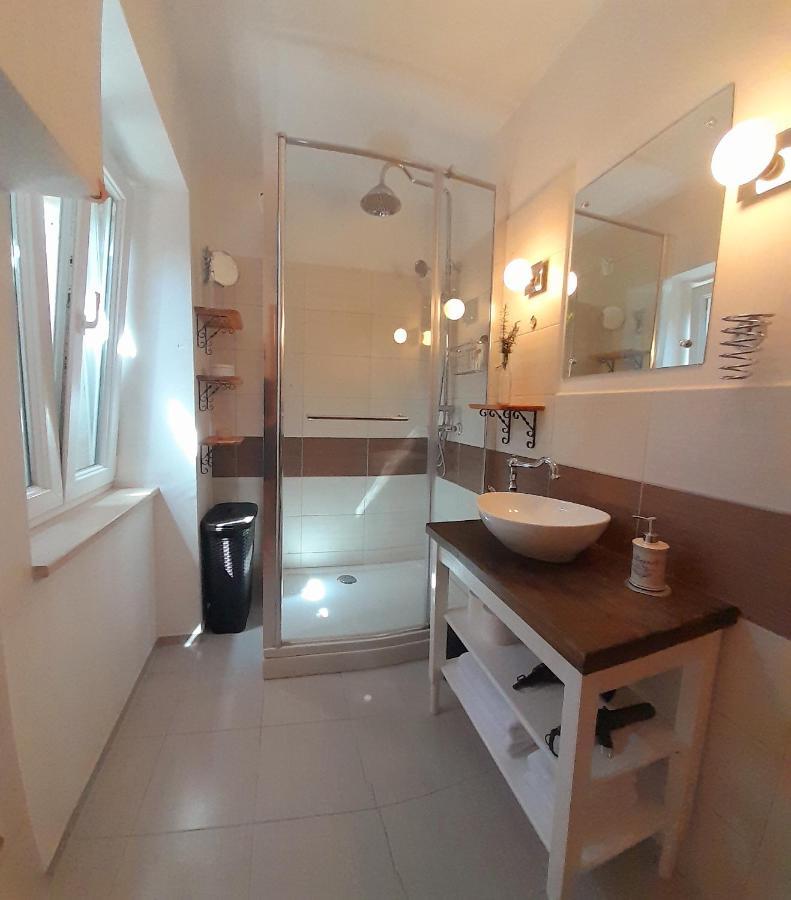 דירות ספליט Luxury Mansarda Duplex - City Centre - Stone House מראה חיצוני תמונה