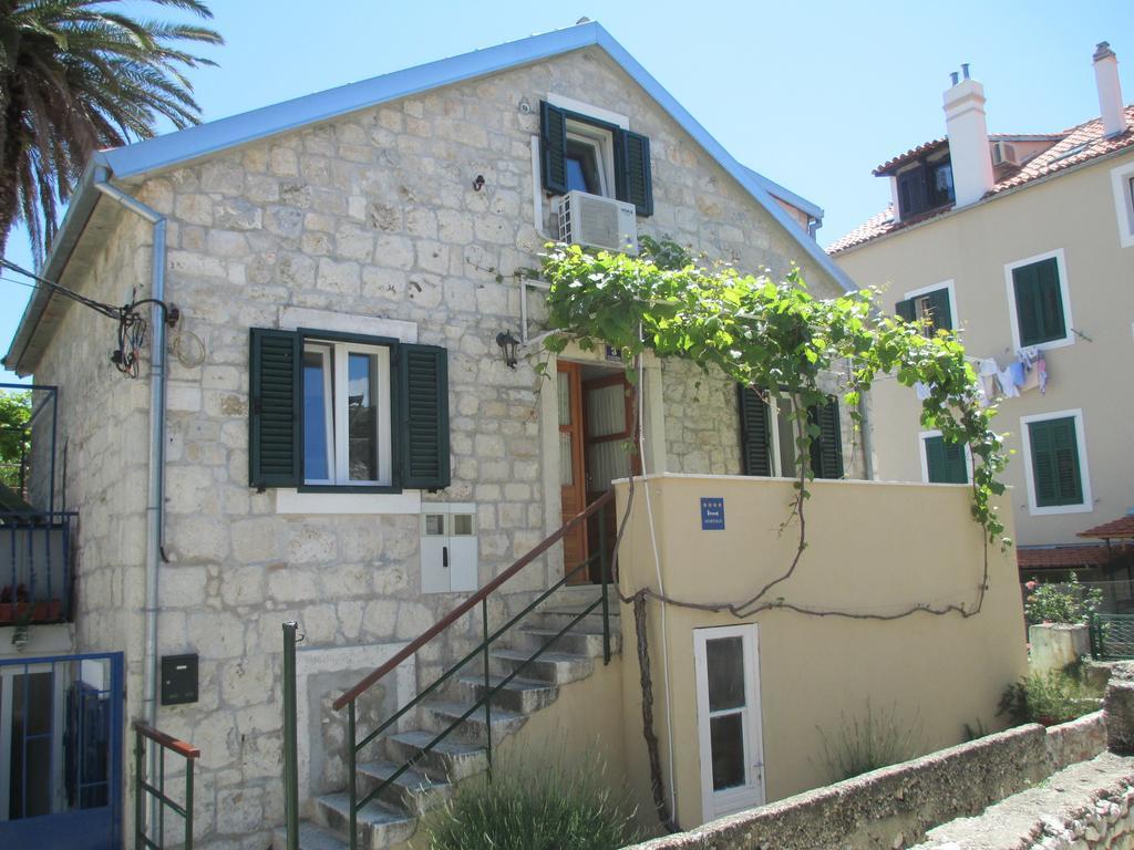 דירות ספליט Luxury Mansarda Duplex - City Centre - Stone House מראה חיצוני תמונה