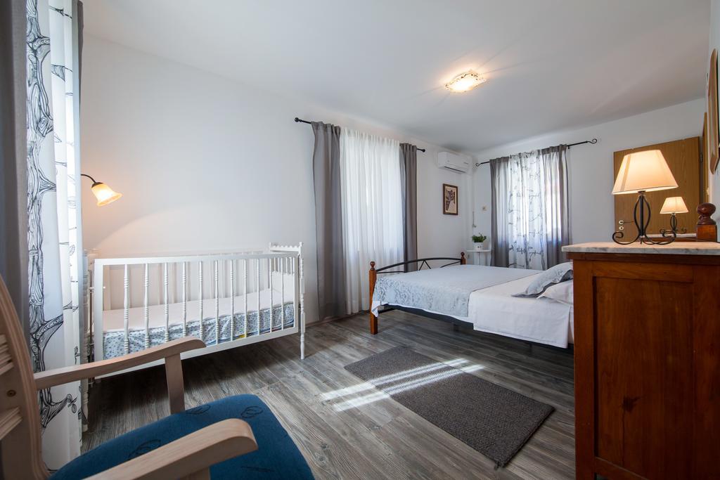 דירות ספליט Luxury Mansarda Duplex - City Centre - Stone House מראה חיצוני תמונה